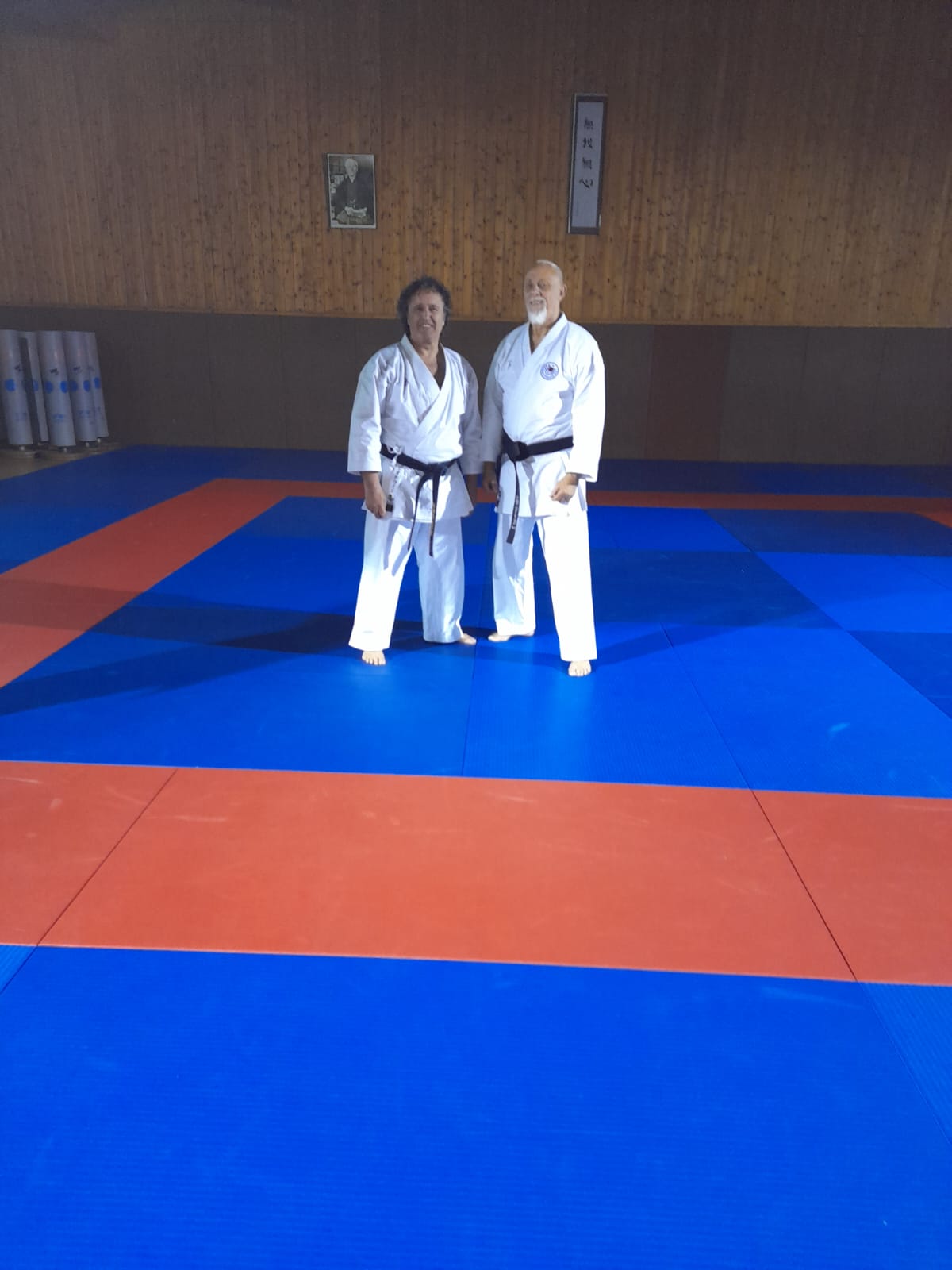 Serge et le président du club Aksam Académie